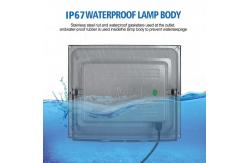 China 50w Led Solar Powered Outdoor IP67 Waterproof Flood Lights with Remote Control supplier