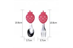 China Customized Strawberry Shape Silicone Sippy Cup Baby Feeding Set supplier