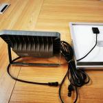 Die Casting Aluminum Waterproof LED Solar Floodlight with New Design 100w