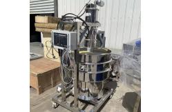 China Horizontal Vertical And Inclined Industrial Vibrating Sieve Powder Screening Equipment supplier