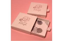 China Bulk Small Jewelry Shipping Boxes Sliding Drawer With Ribbon Pouch supplier
