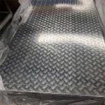 Anti Slip Diamond S235jr A36 Carbon Steel Chequered Sheet 1000 - 2000mm for sale