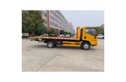 China Tow Truck Wrecker With 5T Towing Tonnage And Diesel Fuel Flatbed Towing Equipment supplier