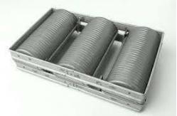 China                  Rk Bakeware China-Nonstick Crimp Wheel Loaf Bread Pan Form              supplier