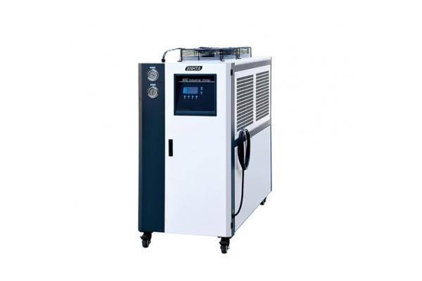 100KW 25 KPA Air Cooled Chiller With Definable Temperature