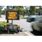 Custom Waterproof Portable Dynamic Message Signs With LED Self Error Detection for sale