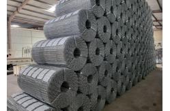 China 4Rolls/Bundle Galvanized Pipe Coating Welded Mesh For Chemical Processing Pipeline supplier