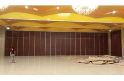 China Folding Sound Proof Room Dividers For Auditorium / Acoustic Operable Partitions supplier