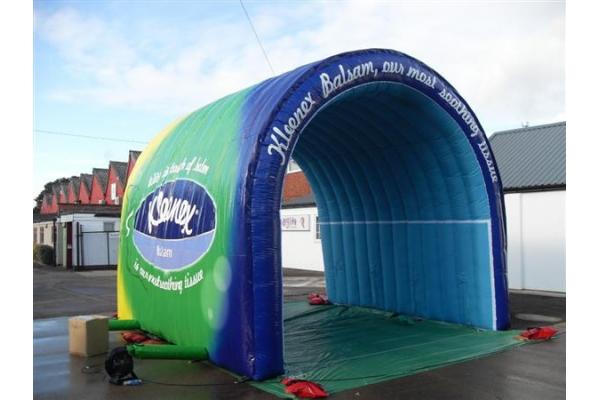 customized inflatable tunnel tents with high quality