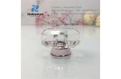 China Custom Eco Friendly Transparent Acrylic Magnetic Perfume Cap supplier
