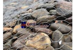 China Woven Mesh Gabions  Gabion  For River And Canal Training Works supplier