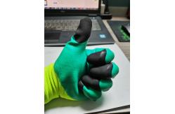 China EN388 Double Dip Half Coated Latex Work Gloves Protective Breathable supplier