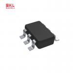 INA181A1QDBVRQ1 Amplifier IC Chips Automotive  Bidirectional Low High-side Voltage Output Current-Sense Package SOT-23-6 for sale