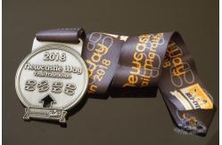 China Trail Marathon Metal Award Medals Running And Racing Medallion With Ribbon supplier