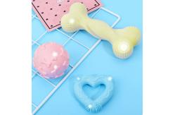 China Interactive Rubber Pet Chew Toys For Large Dogs Cleaning Teeth supplier
