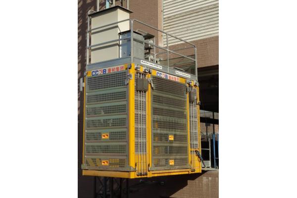 3 Door 3 Ton Construction Man Material Hoist SC300/300 Frequency Control
