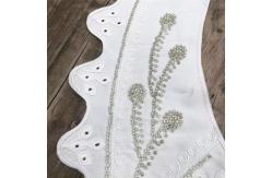 China Lace Beads Applique Pattern Fabric Embroidery False Collar Embroidery Accessories supplier