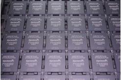 China Al-tera Epm240t100i5n{} Electronic Components 3Hc Semiconductors Pic Microcontroller ic chips EPM240T100I5N{} supplier
