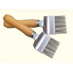 European style uncapping fork Wooden Handle Honey Uncapping Tools for sale