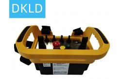 China 1 pair 4 Customized Industrial Wireless Remote Control For Crawler supplier