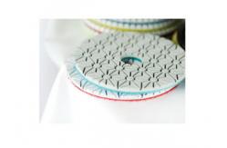 China Multipurpose Diamond Polishing Discs Bright Clear Light Never Fade For Quartz supplier