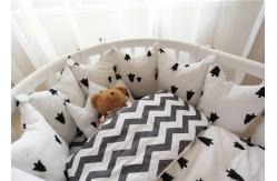 China Real Simple Solid Baby Crib Bedding Sets Bed Reducer With Logo Customized supplier