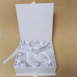 Eco Friendly Cosmetic Packaging Box with Satin Lining and Glossy Finish