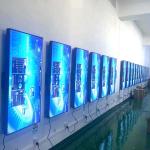 55 Inch Shop Window LCD Display Panel Hanging 3500nits 1080p for sale
