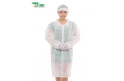 China Latex Free Disposable Polypropylene Lab Coat With Snap supplier