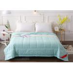 SGS certificate Thin Summer 173x120 Fabric Quilted Quilt for sale