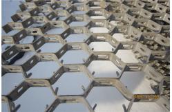 China 2mm 2.5mm Thickness Hex Mesh Refractory Stainless Steel supplier