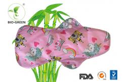 China Bamboo Carefree Waterproof Changing Pad With 4 / 5 Layer Super Absorb supplier