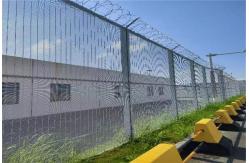 China Powder Coated Wire Mesh Fence Panels Security Welded 358 Prison Mesh Fencing supplier