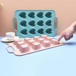 Heat Resistant Non Stick Heart Shaped Silicone Muffin Molds for sale