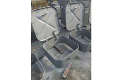 China Non - Weathertight Ship Hatch Cover 6 Wedge Shape Dogs Round Angle supplier