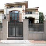 Anti Rust Main Pedestrian Sliding Gate Aluminium Fencing Outdoor for sale