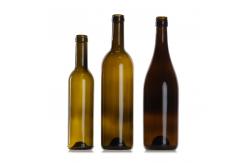 China Empty 750Ml Glass Red Wine Bottle Liquor Wine Bottles With Screw Lid supplier