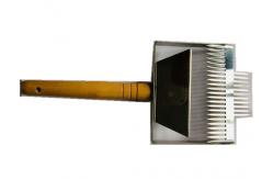 China 23 Needles Stainless steel Double Headed Honey Uncapping Fork with wooden handle supplier