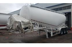 China 45CBM Pneumatic Cement Trailers Dry Bulker Truck Transporter supplier