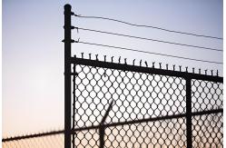 China PVC Coated / Galvanized Playground Security Fencing 8ft High Chain Link Security Fencing supplier