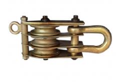 China 10KN Tackle Tower Erection Tools Three Wheels Steel Hoisting For Erecting Pole supplier