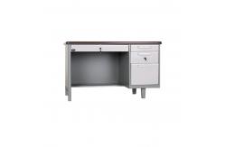 China Metal Frame PC Table With Cyber Lock Fashion Computer Table supplier
