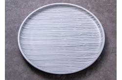 China OEM ODM White And Black Line Round Ceramic Dinner Plate supplier