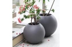 China Factory direct sales light weight high strength decorative round fiberglass ball flower pots&planter for garden and home supplier