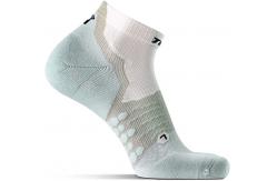 China Standard Thickness Compression Running Socks Black Mamba for Optimal Performance supplier