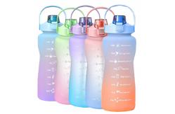 China Unisex Sports Silicone Water Bottle Customized Logo 2000ml Water Bottle With Straw supplier