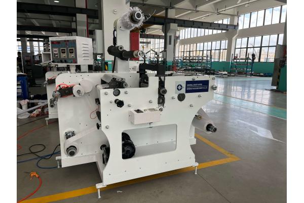 Automatic High Precision Roll to Roll Label Cutter Rotary Sticker Cutting Slitting Machine