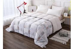 China 350gsm Polyester ODM Active Printing Hollow Fiber Duvet supplier