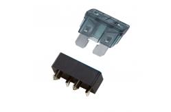 China Medium ATS Blade Fuse Holders 32V 20A Automotive With Brass Terminals supplier