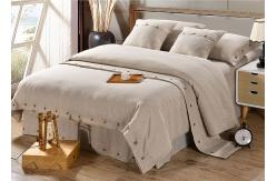 China Pure Linen Wooden Buttons Modern Bedding Sets 4Pcs Real Simple Logo Customized supplier